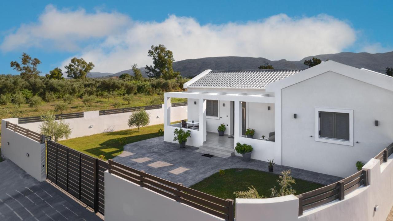 Villa Blue Wind Ii Sarakinádhon